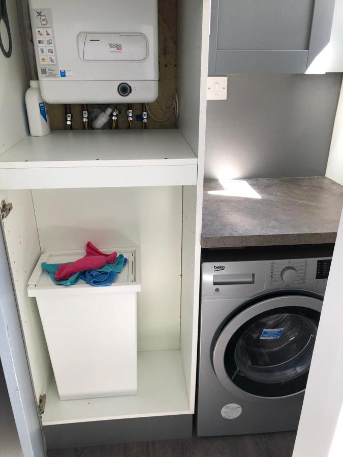Replingham Road Apartment لندن المظهر الخارجي الصورة